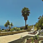 Leon Finca Montimar *